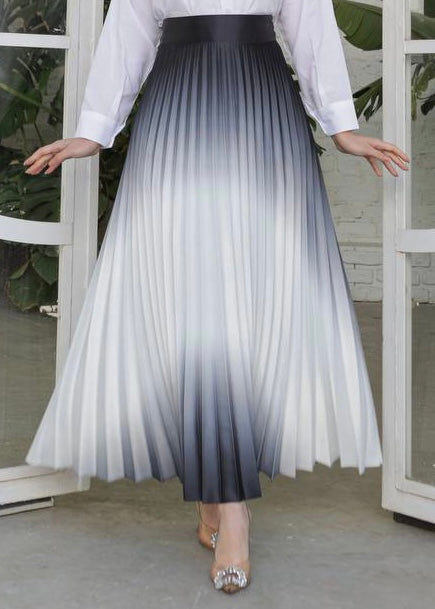 تنورة مموجه كسرات