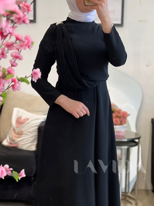 فُستان مع ردة عالكتف (اسود)