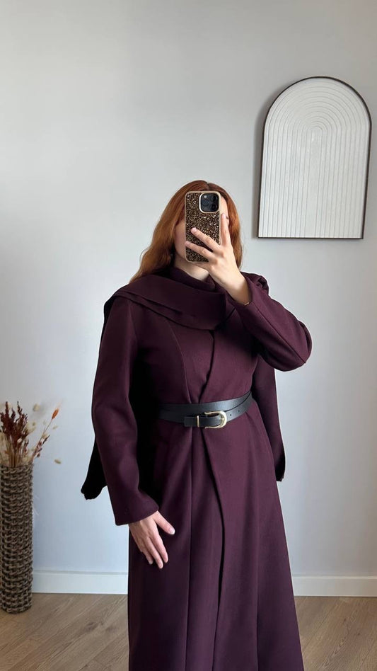 جكيت مع سكارف وحزام