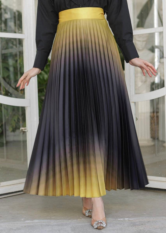 تنورة مموجه كسرات