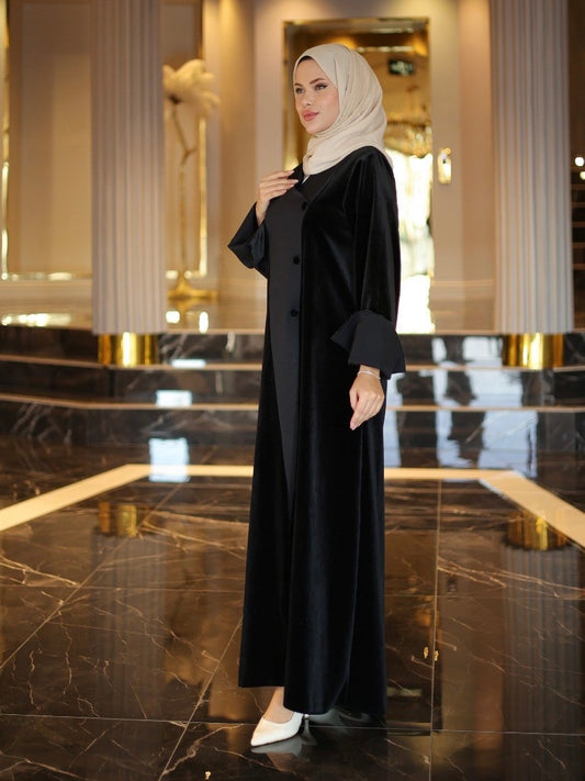 عباية مخمل اسود