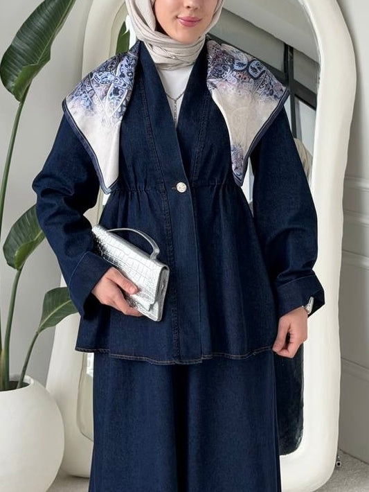 طقم ٣ قطع (جكيت و تنورة و فولار)