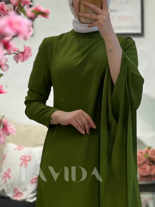 فستان مع ردة طويلة للخلف (اخضر كيوي)