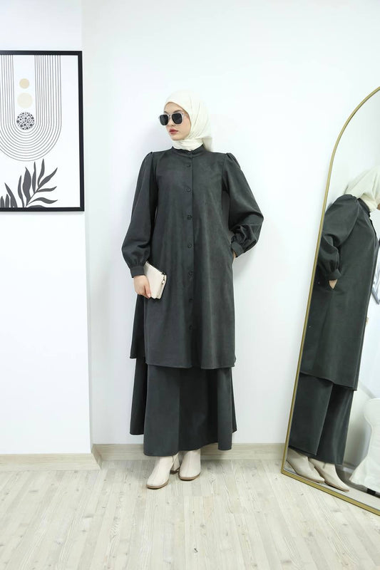 طقم شرعي تنورة و قميص طويل