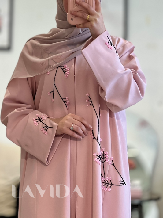 عباية ساكورا