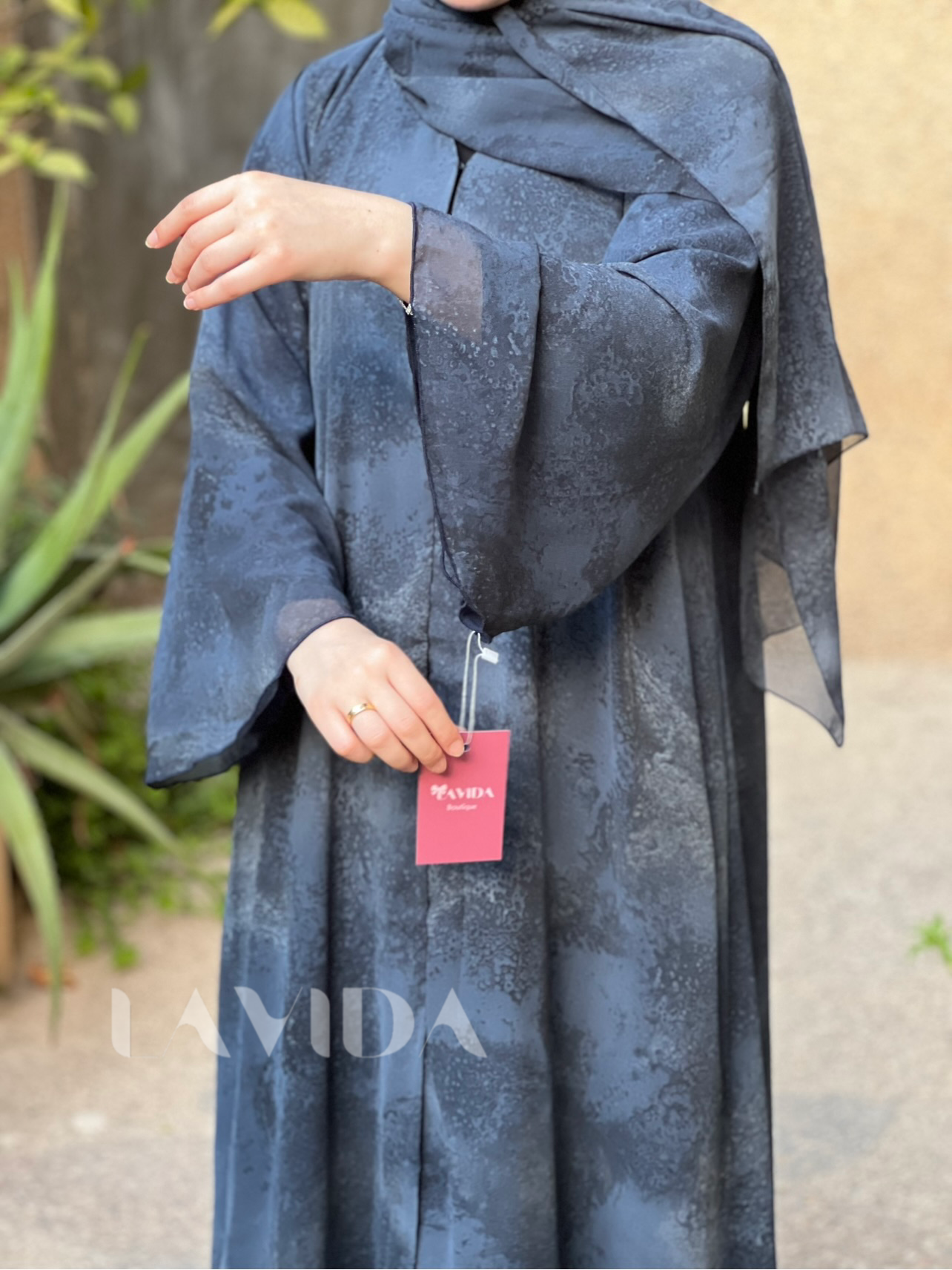 عباية قمر