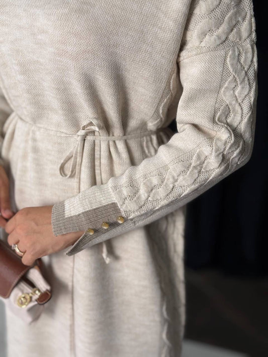 فستان صوف جدل عالجوانب ، مع حزام (بيج)