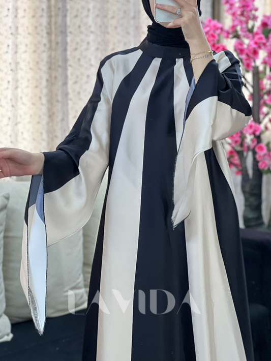 فستان كلوش مخطط أسود