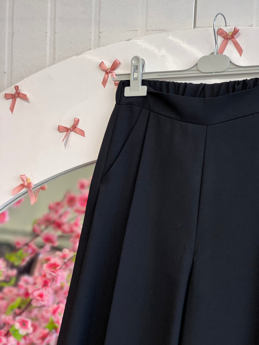 بنطلون رجل عريضة جداً