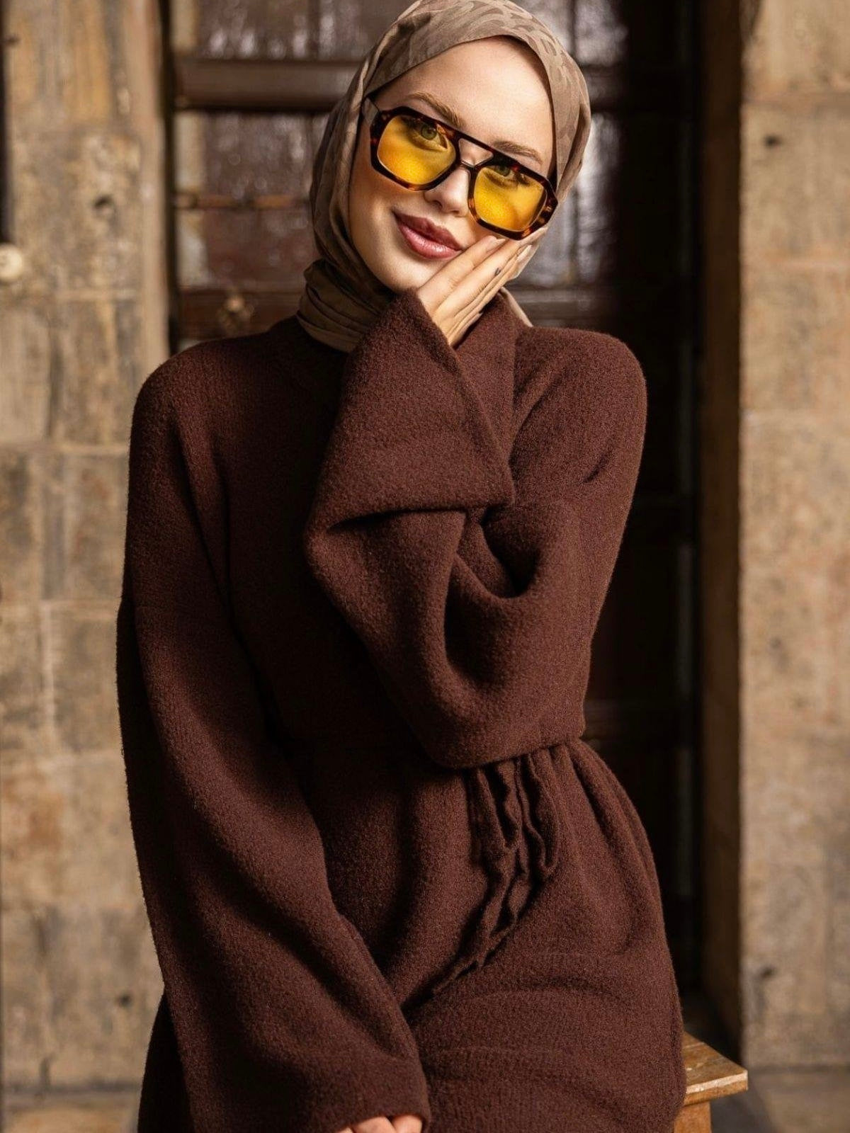 فستان صوف وبر ثقيل (بني)