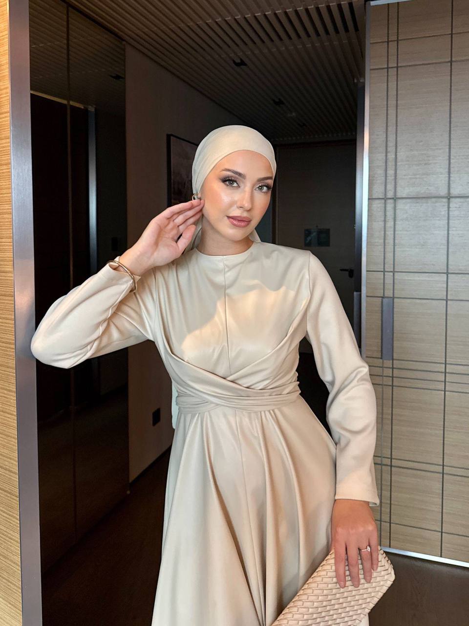 فستان جلد كلوش