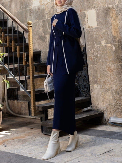 طقم تريكو قطعتين فستان وجكيت (كحلي)