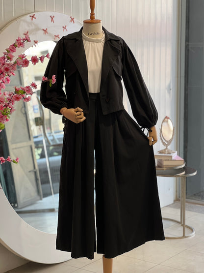 طقم جينز جكيت و بنطلون عريض جداً أسود