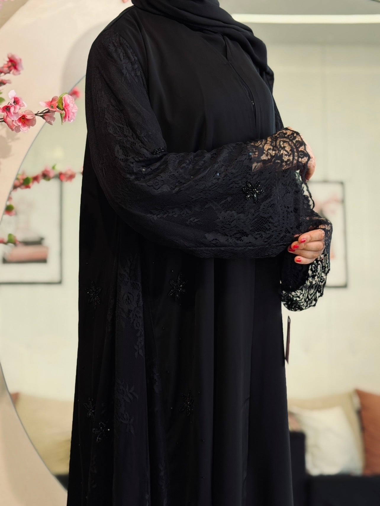 عباية دانتيل فرنسي