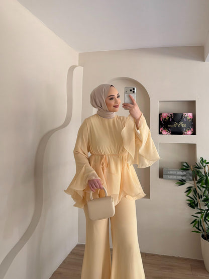 طقم قطعتين فلو مع حزام
