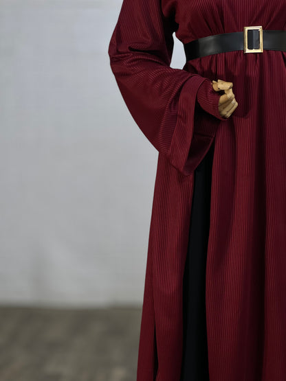 طقم ٣ قطع (تونيك و تنورة و معاصم)