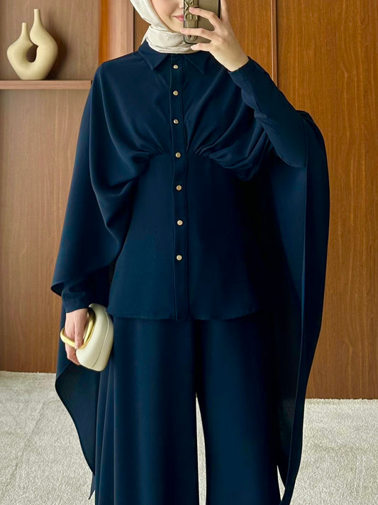 طقم بنطلون رجل عريض مع قميص