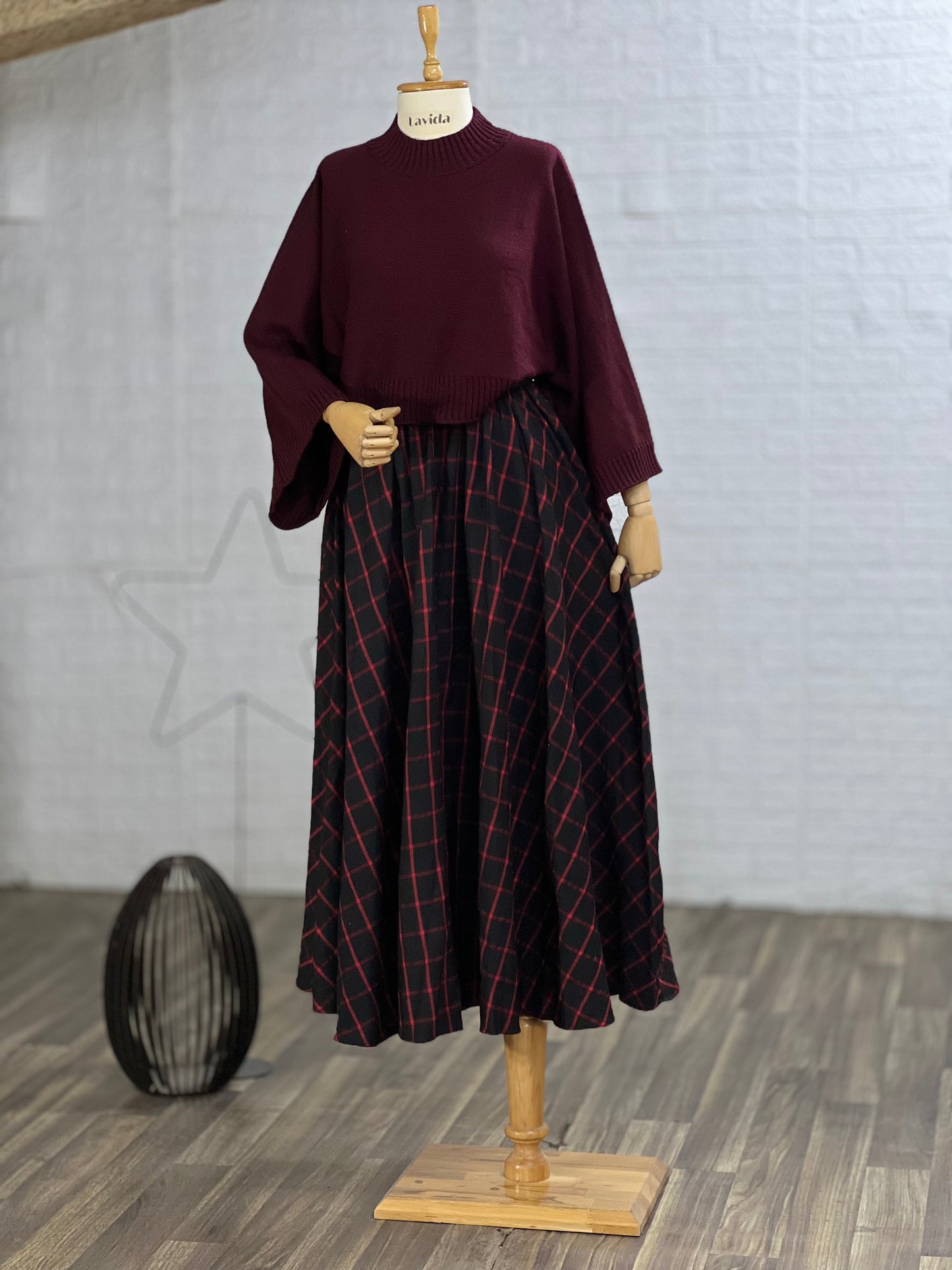 طقم تنورة و بلوز (برغندي)