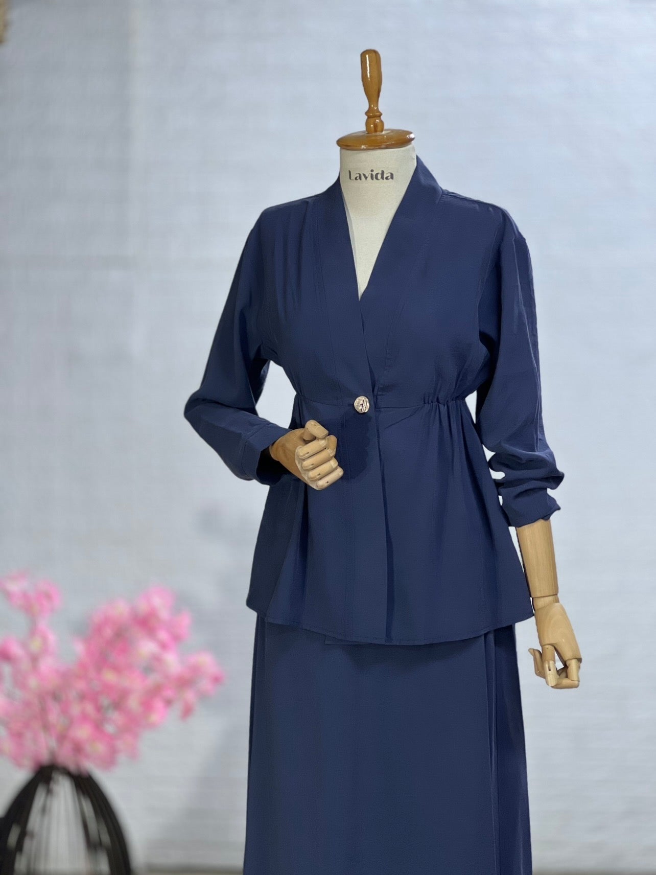 طقم جكيت و تنورة بترولي