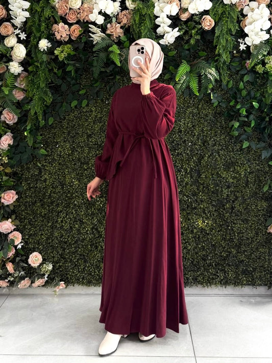 فستان مع حزام خمري