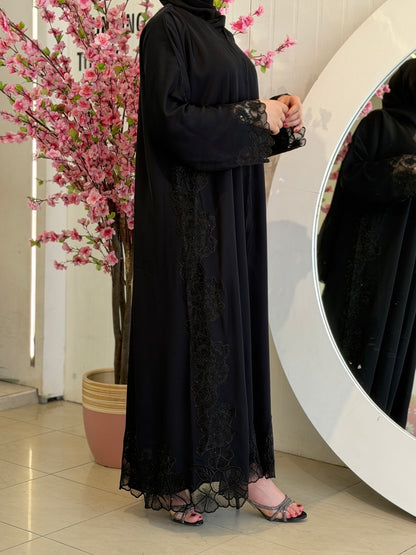 عباية دانتيل الورد