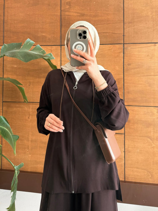 طقم بنطلون عريض مع جكيت (بني)