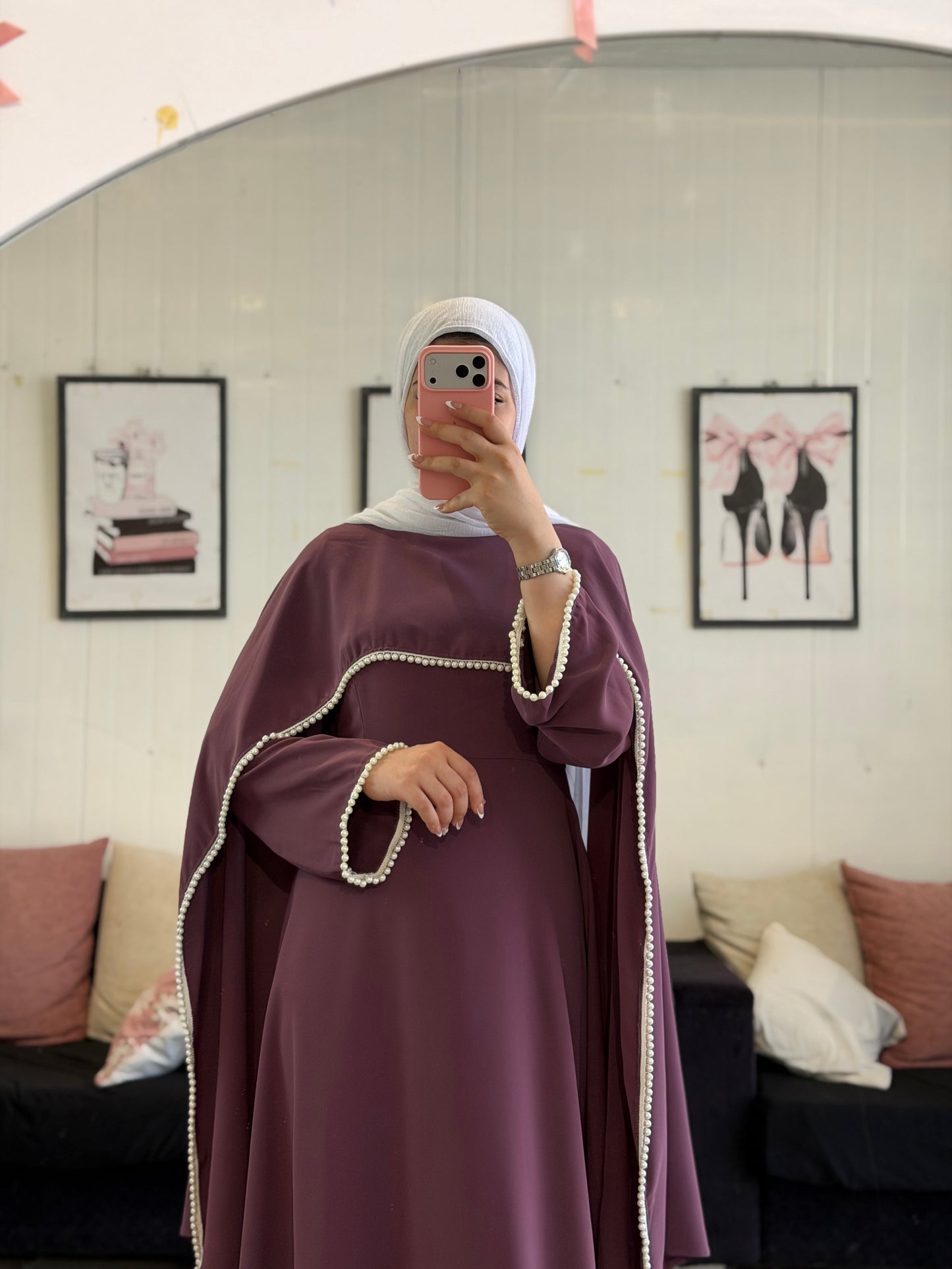 فستان مع ردة عالكتف