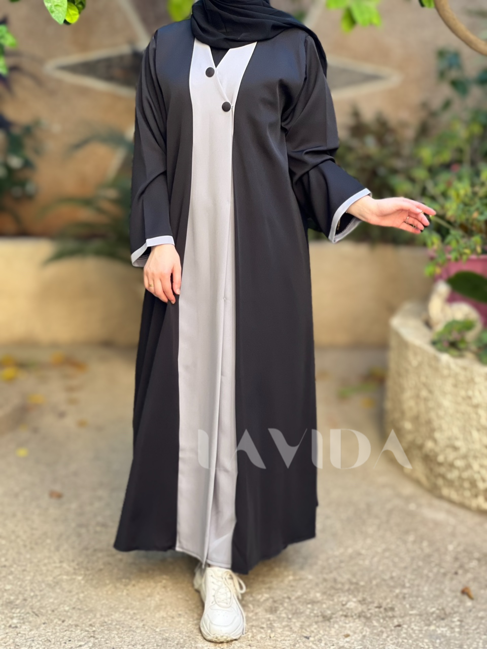 عباية سَرايا