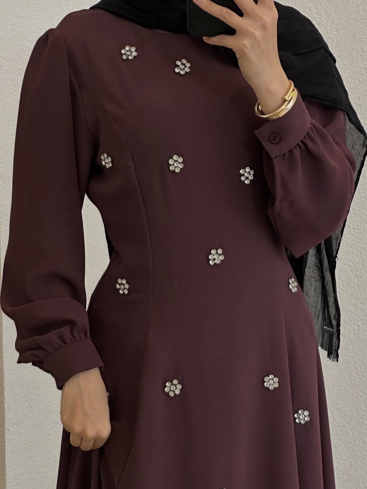 فستان ستراس ورد