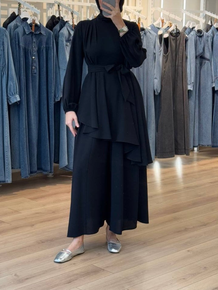 طقم بنطلون عريض و بلوز (اسود)