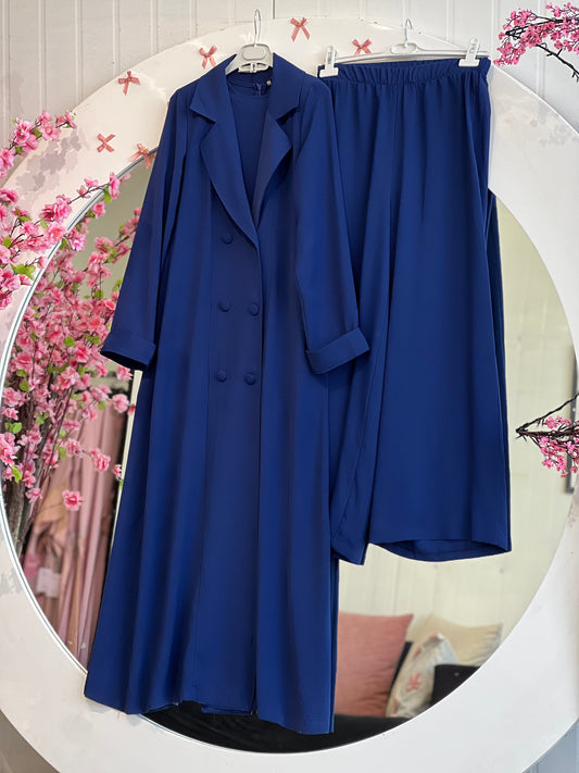 طقم ٣ قطع عباية و بلوز و بنطلون