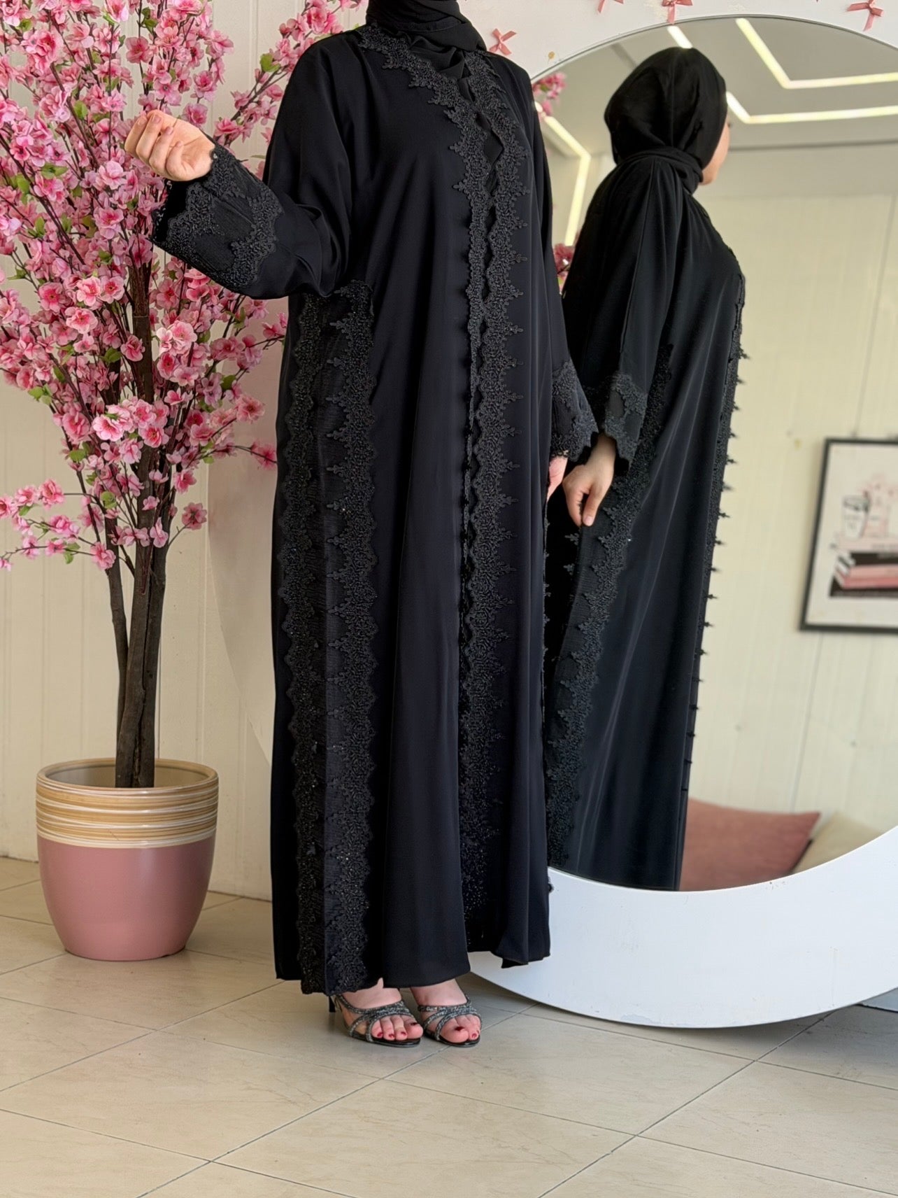 عباية ألورا (مع فستان)