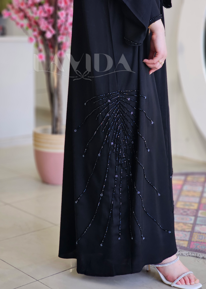 عباية كريب مع شك خرز على الأطراف