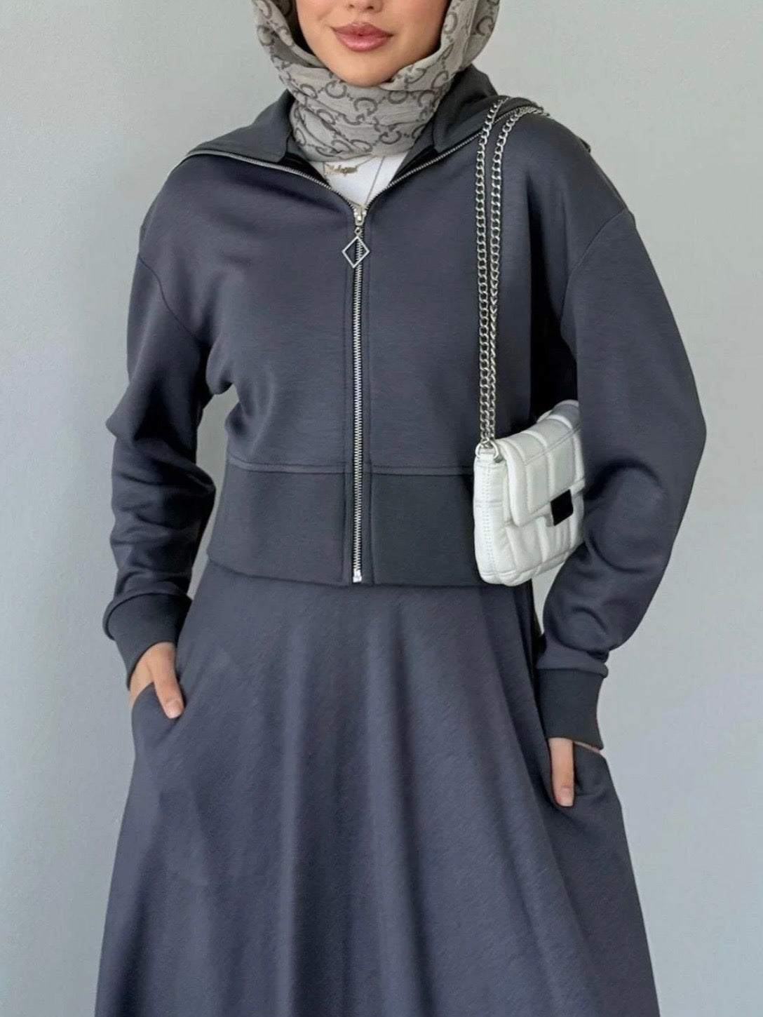 طقم جكيت و تنورة