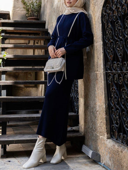 طقم تريكو قطعتين فستان وجكيت (كحلي)