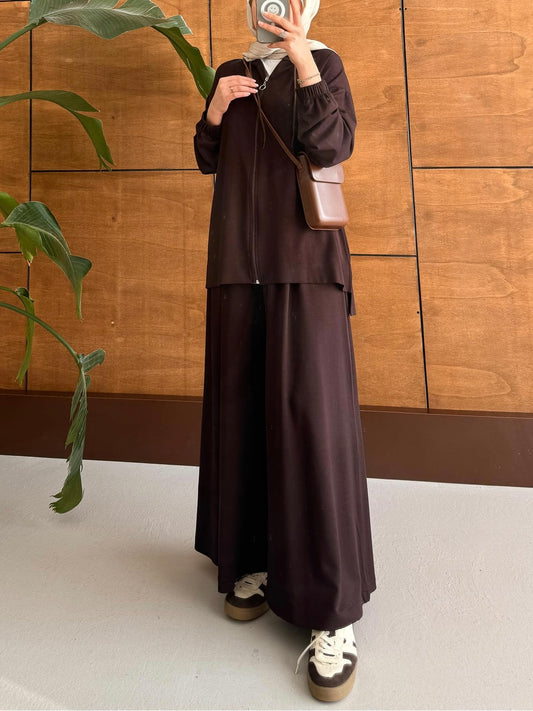 طقم بنطلون عريض مع جكيت (بني)