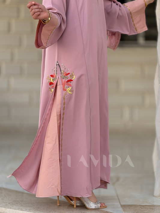 عباية أنوثة