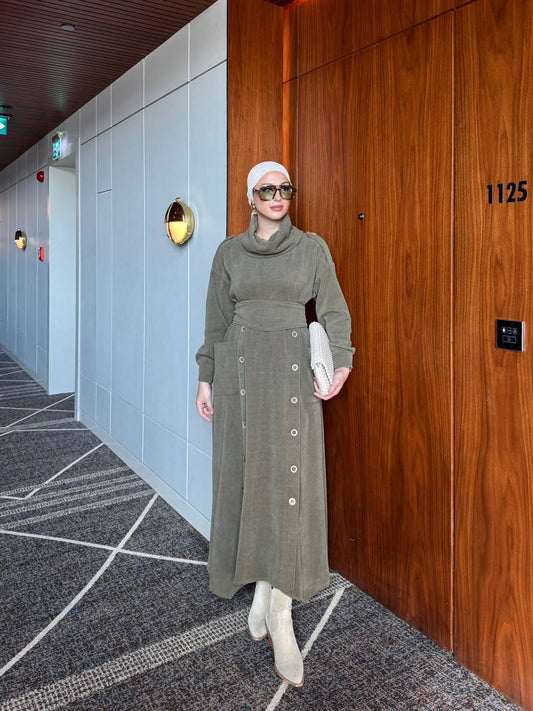 فستان شتوي مع حزام عريض (زيتي)