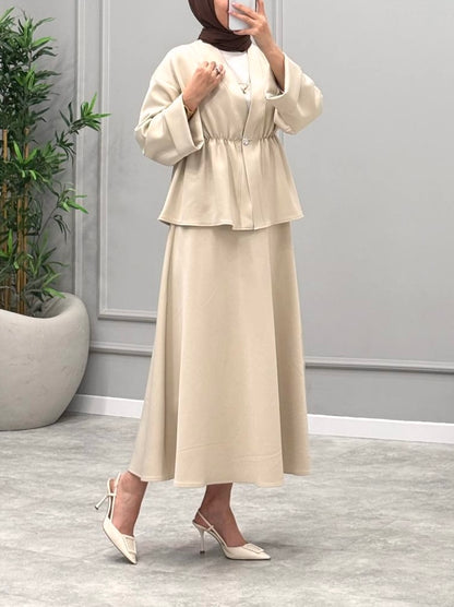 طقم تنورة و جكيت بيج