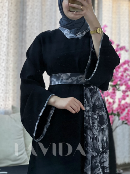 فستان مع ردة عالكتف