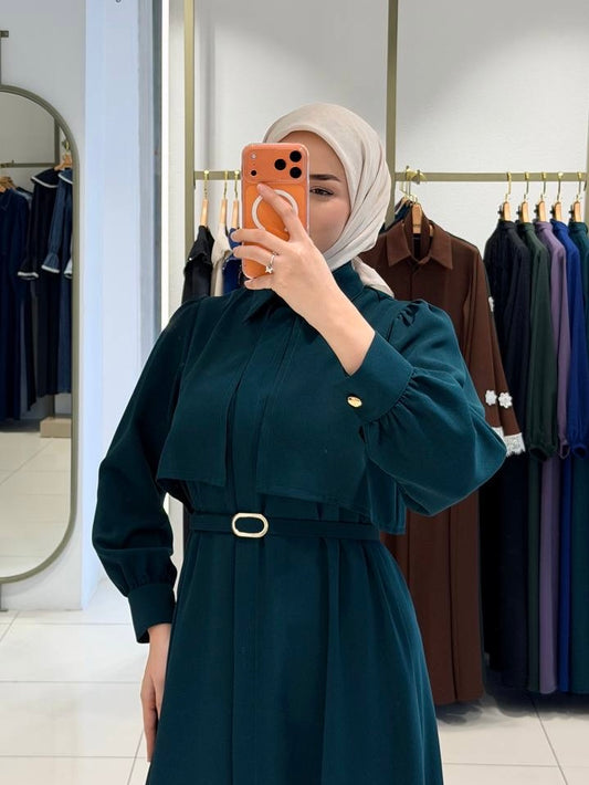 فستان مع حزام (جنزاري)