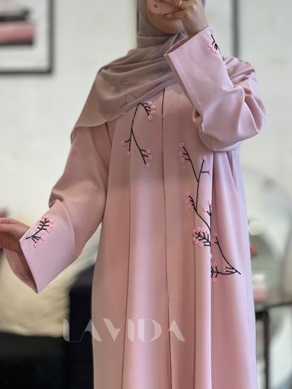 عباية ساكورا
