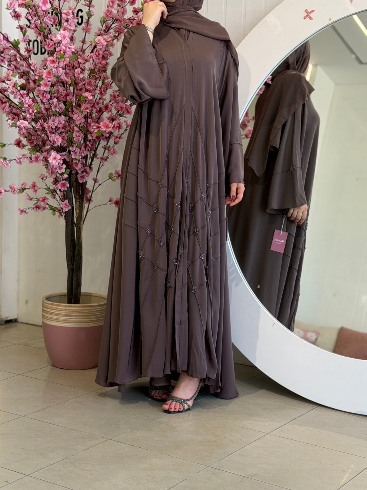 عباية سيرين
