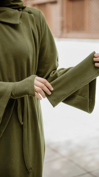 فستان مع كفوف