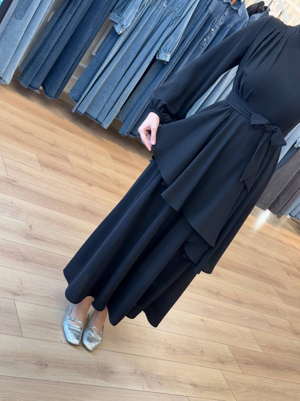 طقم بنطلون عريض و بلوز (اسود)