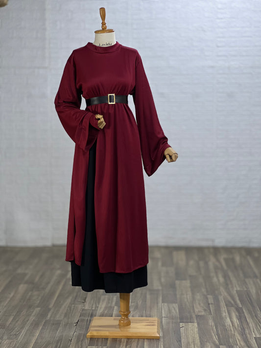 طقم ٣ قطع (تونيك و تنورة و معاصم)