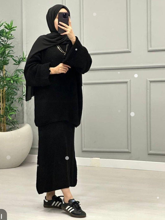 طقم صوف ثقيل تنورة (اسود)