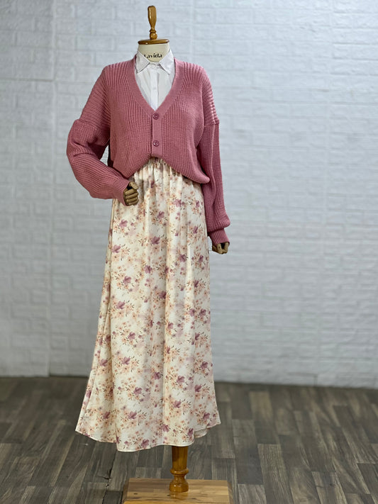 طقم تنورة و جرزة