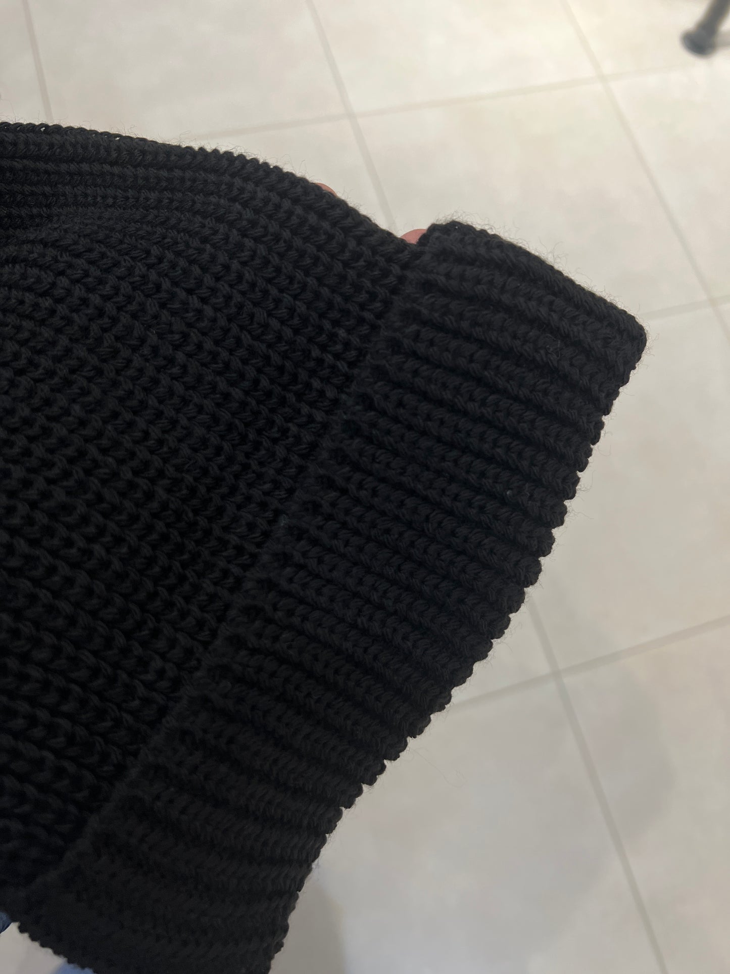 طقم صوف ثقيل تنورة (اسود)